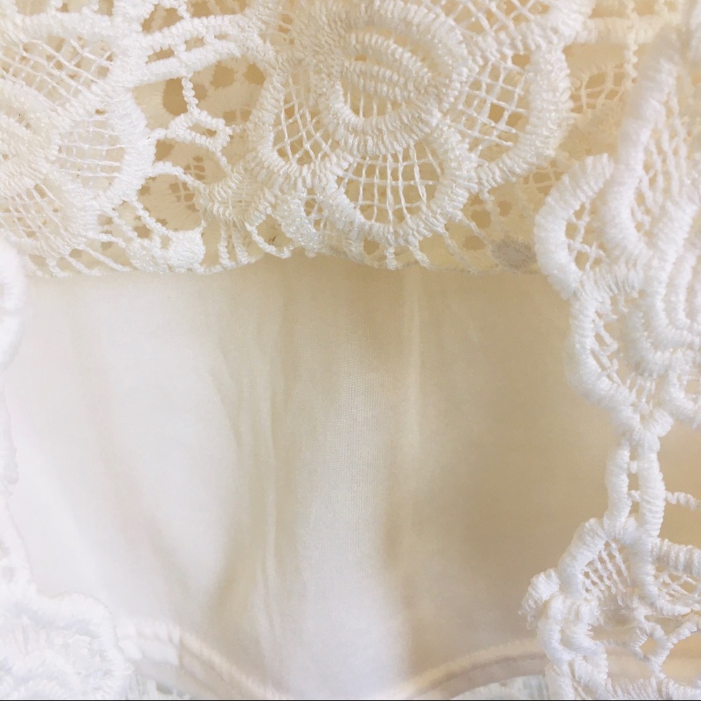 Nanette Lepore cream lace sleeveless blouse size large - Picture 6 of 8